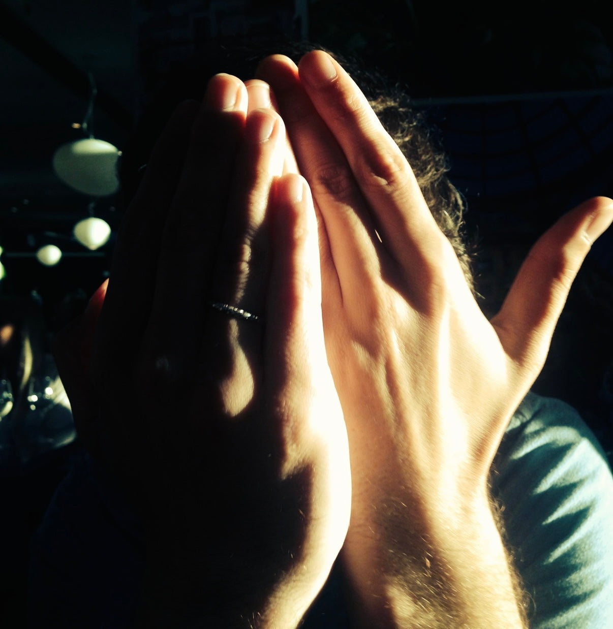How I Finally Stopped My Multi Decade Long Nail Biting Habit (After Trying Everything Else)